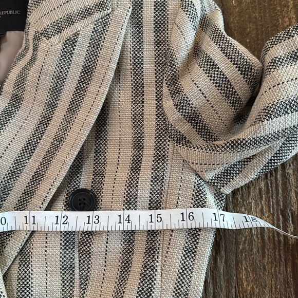 Banana Republic Women’s Blazer NWT - Picture 10 of 13